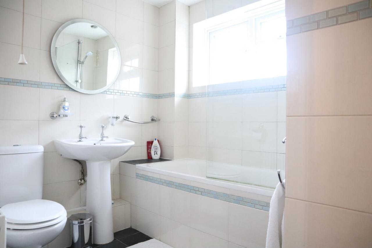 Twelve Thirty Serviced Apartments - Balham London Exteriör bild